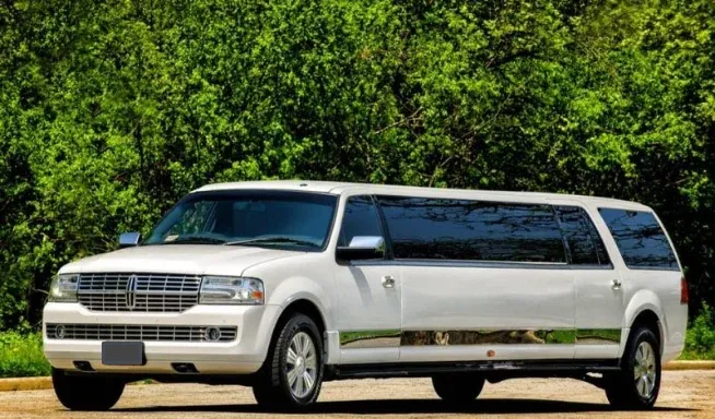 Lincoln Navigator stretch SUV limousine