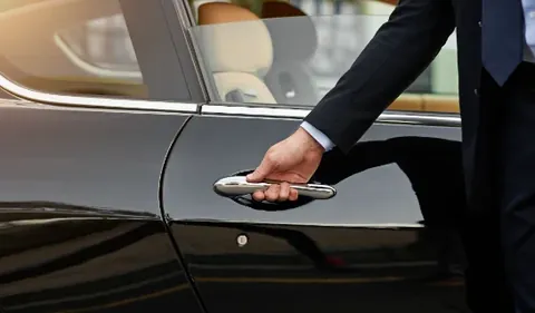 Executive car for a pre-booked airport journey